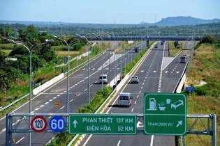 Cao tốc Bắc - Nam: Thêm hai dự án chuyển sang đầu tư công có lợi gì? 