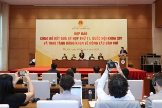 Tân Tổng thư ký Quốc hội Bùi Văn Cường lần đầu tiên chủ trì họp báo 