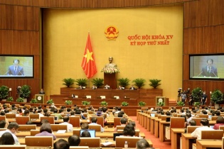 Quốc hội sẽ tổ chức Diễn đàn kinh tế, xã hội thường niên   