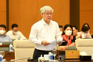 Lùi thời hạn nâng lương do khó khăn covid-19, trừ nhóm nghỉ trước năm 1995