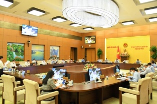 Chính thức ban hành nghị quyết miễn, giảm thuế cho người dân, doanh nghiệp 