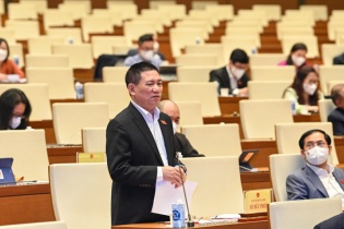 Siết đấu giá đất, nâng tiền đặt cọc 