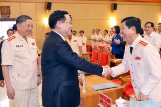 Chủ tịch Quốc hội: Lực lượng công an cần lấy sự tín nhiệm của Nhân dân làm thước đo