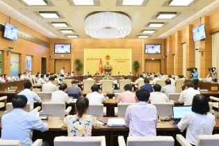 Quan ngại phát hành trái phiếu cho địa phương vay đầu tư cao tốc