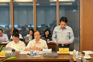 Chưa thể bắt buộc giao dịch bất động sản không được dùng tiền mặt 