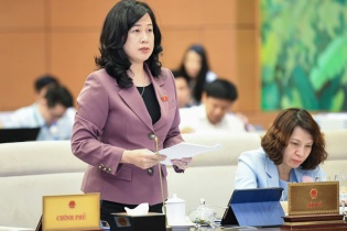 Chính phủ muốn được tiếp tục "đặc cách, đặc thù, đặc biệt" trong chống dịch   