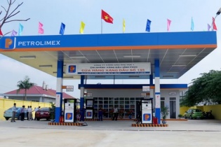 Khó khăn về nguồn cung, Tập đoàn Xăng dầu đang kinh doanh thế nào?