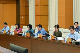 Quốc hội làm nhân sự ngay đầu kỳ họp thứ tư