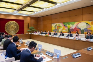Tăng cường hợp tác với Ban Thư ký Thượng viện Campuchia   