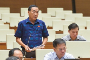 Không nên để Quỹ bình ổn giá xăng dầu tại doanh nghiệp