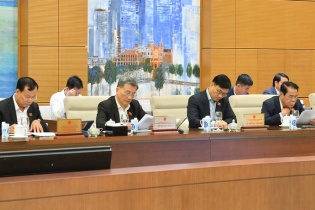  Xem xét kết quả giám sát sử dụng các nguồn lực phòng, chống Covid-19