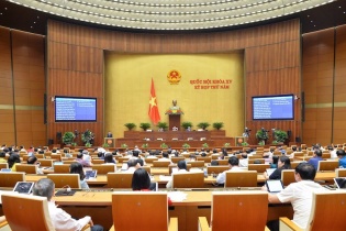 Giám sát tối cao, trả lời câu hỏi ai đang sống trong nhà ở xã hội