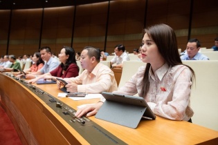 Quốc hội điều chỉnh chương trình Kỳ họp thứ năm, làm nhân sự trước phiên bế mạc