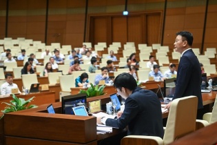 Tăng cường kiểm soát quyền lực, phòng chống tham nhũng, trong xây dựng luật