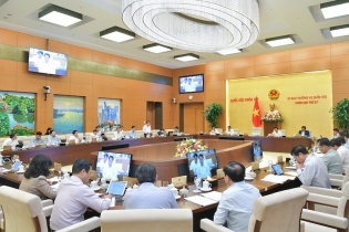 Trục lợi quỹ bảo hiểm thất nghiệp ngày càng phổ biến khiến cử tri lo lắng
