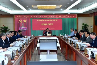 Đề nghị Ban Bí thư kỷ luật một số đảng viên suy thoái, vi phạm pháp luật 