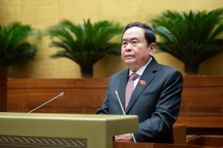 Phê chuẩn Chủ tịch Quốc hội làm Ủy viên Hội đồng Quốc phòng và An ninh