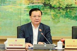 Ông Đinh Tiến Dũng thôi giữ các chức vụ lãnh đạo, nghỉ công tác
