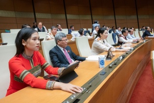 Quốc hội yêu cầu huy động các nguồn vốn để phát triển kinh tế biển