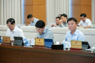 Sẽ trình Quốc hội dự án luật sửa một số luật để thúc đẩy tăng trưởng