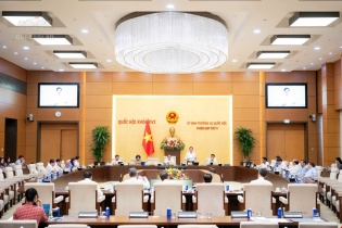 Có cần thiết tổ chức kỳ thi quốc gia về luật sư? 