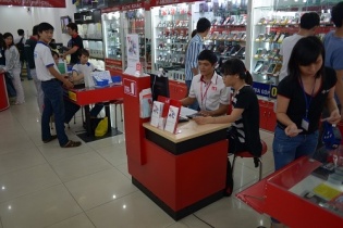 Vay mua trả góp máy tính bảng tại Home Credit tăng gần 600%