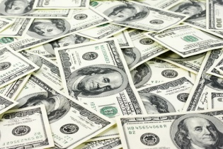 Giá USD ngân hàng giảm sâu khi Fed không tăng lãi suất
