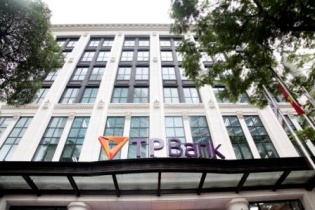 TPBank vào TOP 10 ngân hàng thương mại uy tín Việt Nam 2016 