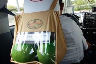 Đại gia vận tải, công nghệ, bán lẻ đua nhau bán rau, hoa quả, sữa