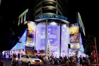 Vietcombank ưu đãi lớn cho chủ thẻ khi mua sắm tại Saigon centre và Takashimaya