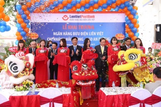 Phòng giao dịch bưu điện đầu tiên được nâng cấp thành chi nhánh ngân hàng 