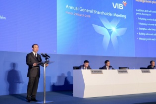 Bán lẻ tăng 100%, VIB vui vẻ nhìn đối thủ đua cho vay tiêu dùng