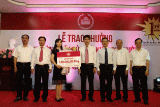 Agribank trao giải 1 tỷ đồng cho khách hàng may mắn 