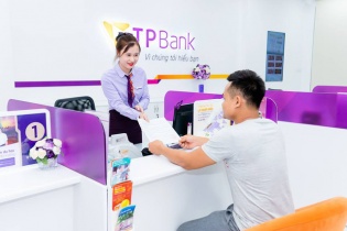 TPBank miễn hơn 60 loại phí dịch vụ cho khách hàng 