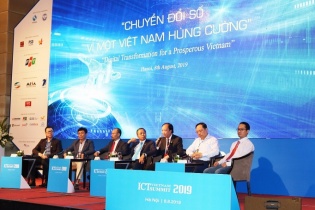 Ví Việt tham dự Diễn đàn Cấp cao CNTT-TT Việt Nam 2019 
