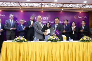 TPBank bắt tay bảo hiểm độc quyền với Sun Life Việt Nam 