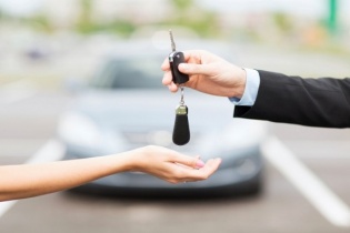 Doanh nghiệp SME “lên đời bốn bánh” nhờ tiếp sức từ ngân hàng