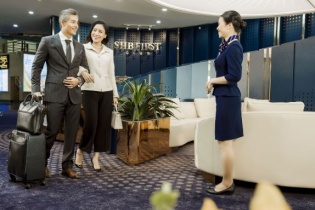 SHB khai trương phòng chờ sân bay mạ vàng 24K 