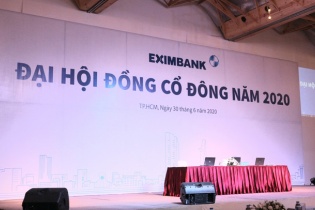 Hơn chục ngân hàng ĐHCĐ trong tháng 4/2021, điểm nóng là Eximbank