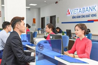 Giảm sốc dự phòng rủi ro, VietABank đảo ngược lợi nhuận   