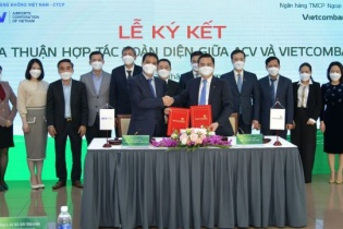 Vietcombank cam kết ưu tiên tài trợ vốn cho các dự án của ACV