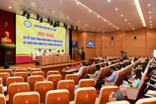 Ngân hàng Nhà nước ra thông điệp về room tín dụng, quyết bình ổn tỷ giá