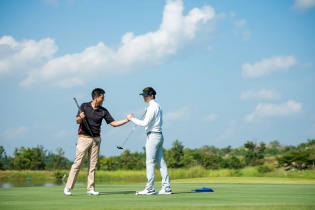 Đẳng cấp chơi golf cùng thẻ PVcomBank Travel Platinum