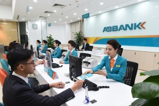Chủ tịch HĐQT ABBank: Lợi nhuận thấp do NIM giảm khủng khiếp