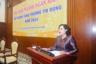 Họp với các ngân hàng thương mại, Thống đốc đặt vấn đề điều phối lại room tín dụng