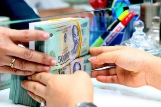 Giảm 0,25% lãi suất trên thị trưởng mở, lãi suất liên ngân hàng giảm mạnh