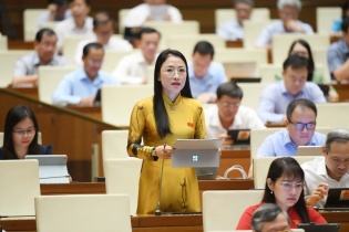 Một chai nước ngọt chứa 30 thìa cà phê đường: Doanh nghiệp sản xuất lập lờ nhãn mác