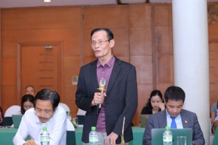 TS. Lê Xuân Nghĩa: “Thượng sách” là cho phép nhập khẩu vàng