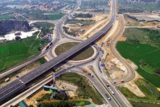 Vì sao chuyên gia trong nước vẫn tin tăng trưởng kinh tế trên 8%?