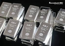 Bạc lao dốc mạnh từ đỉnh